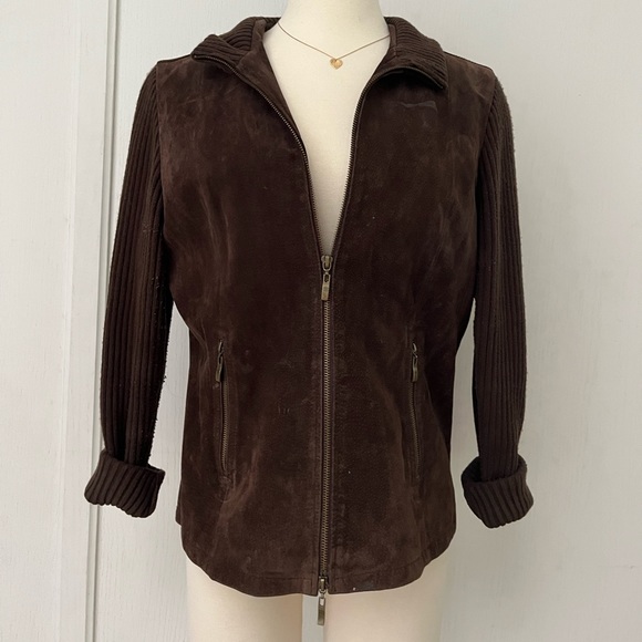 SOLD - Picture 2 of 4